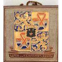 Cloisonné tegel Wapen van H.K.H. Prinses Juliana